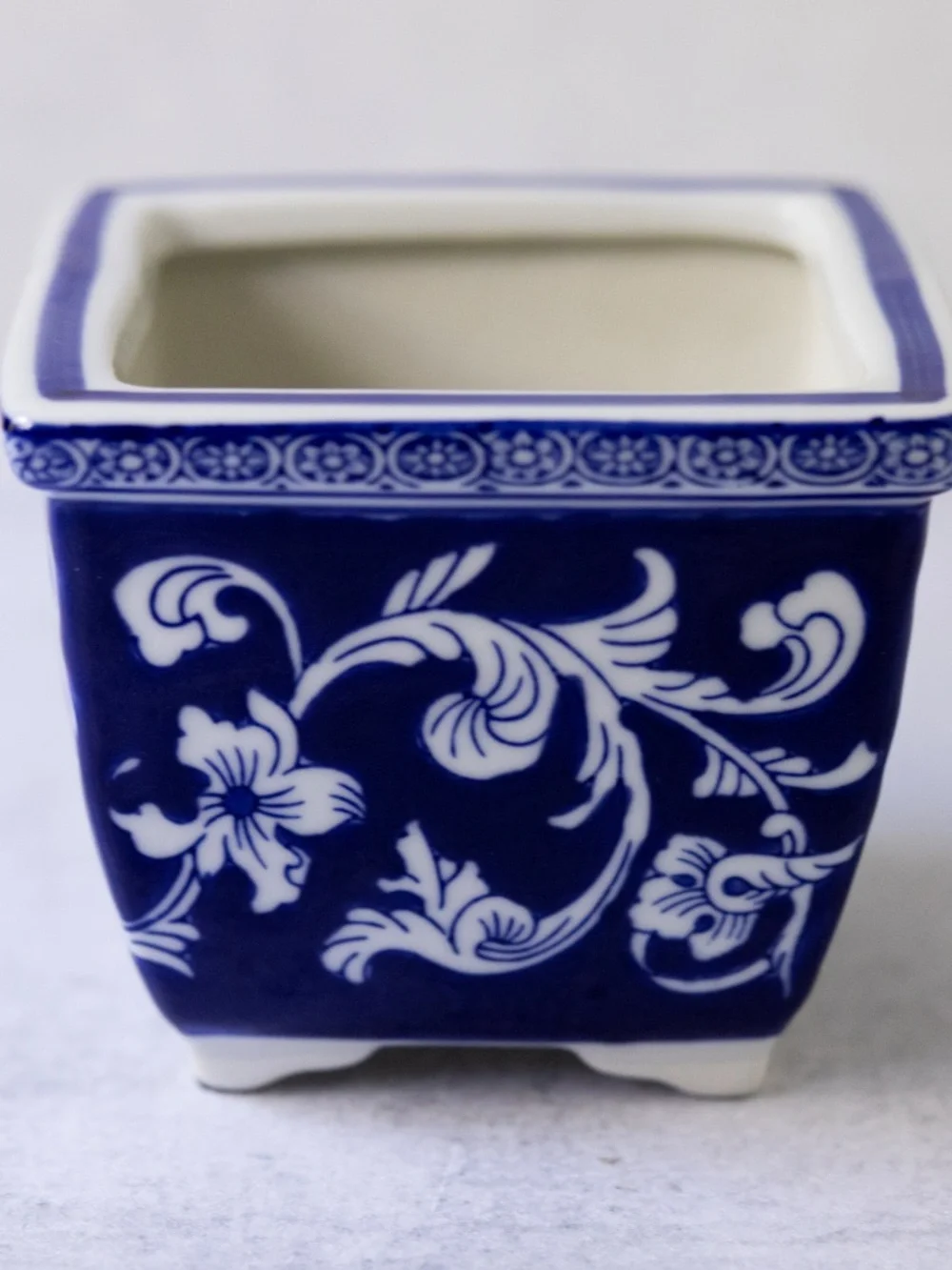 Blue white vintage square Asian chinoiserie ceramic planter 4.75